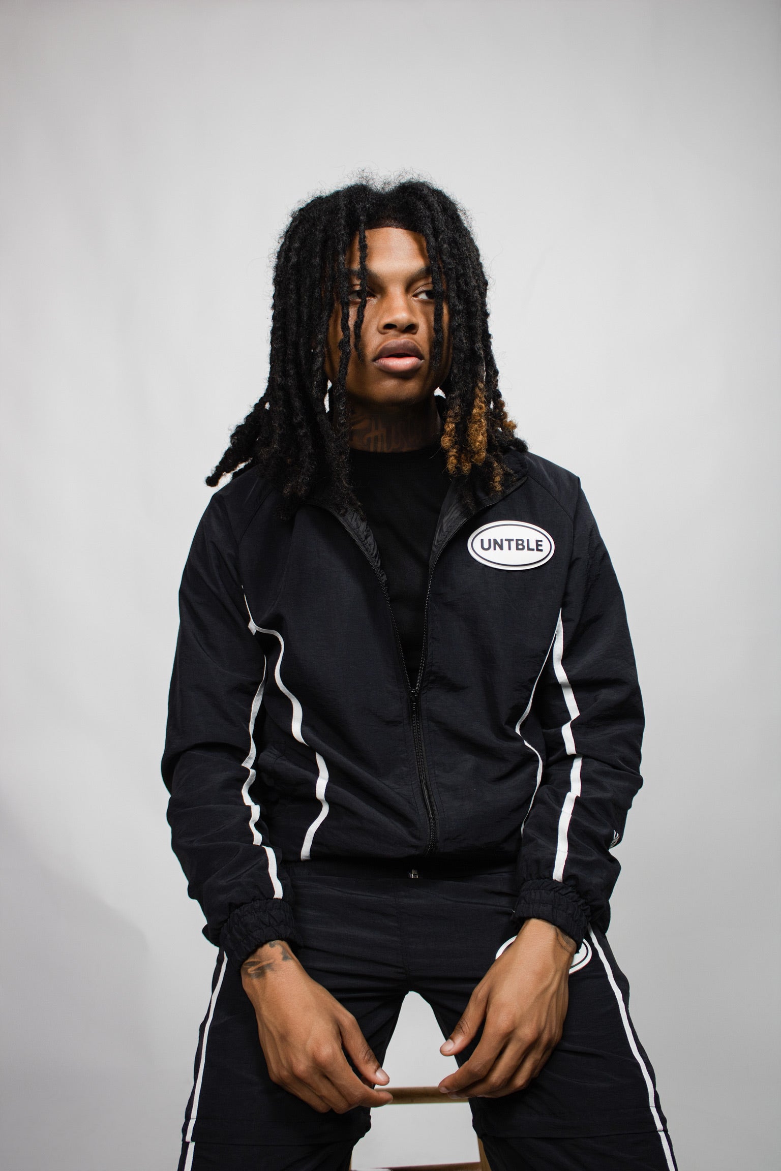 BLACK "UNTBLE" TRACKSUIT JACKET