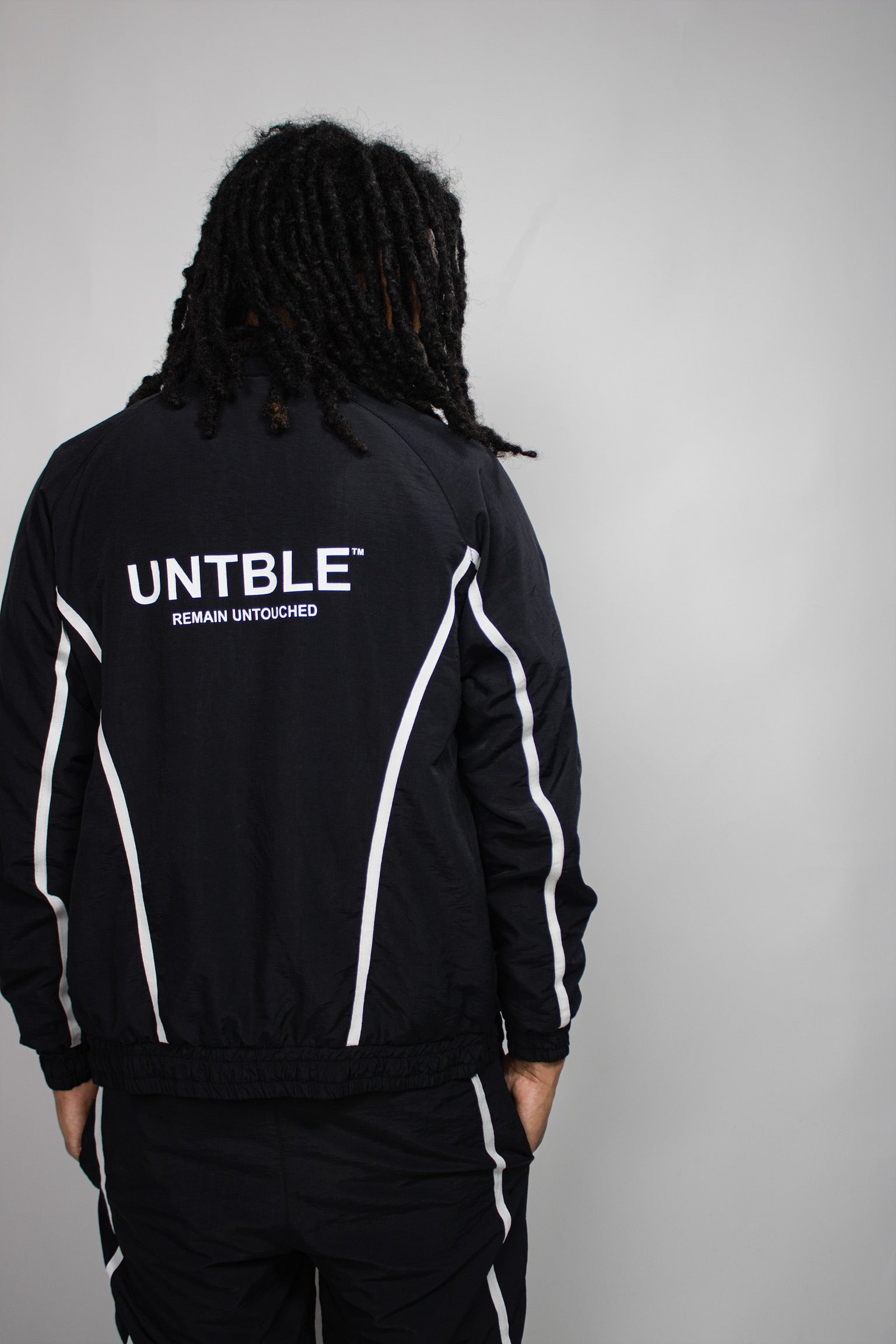 BLACK "UNTBLE" TRACKSUIT JACKET